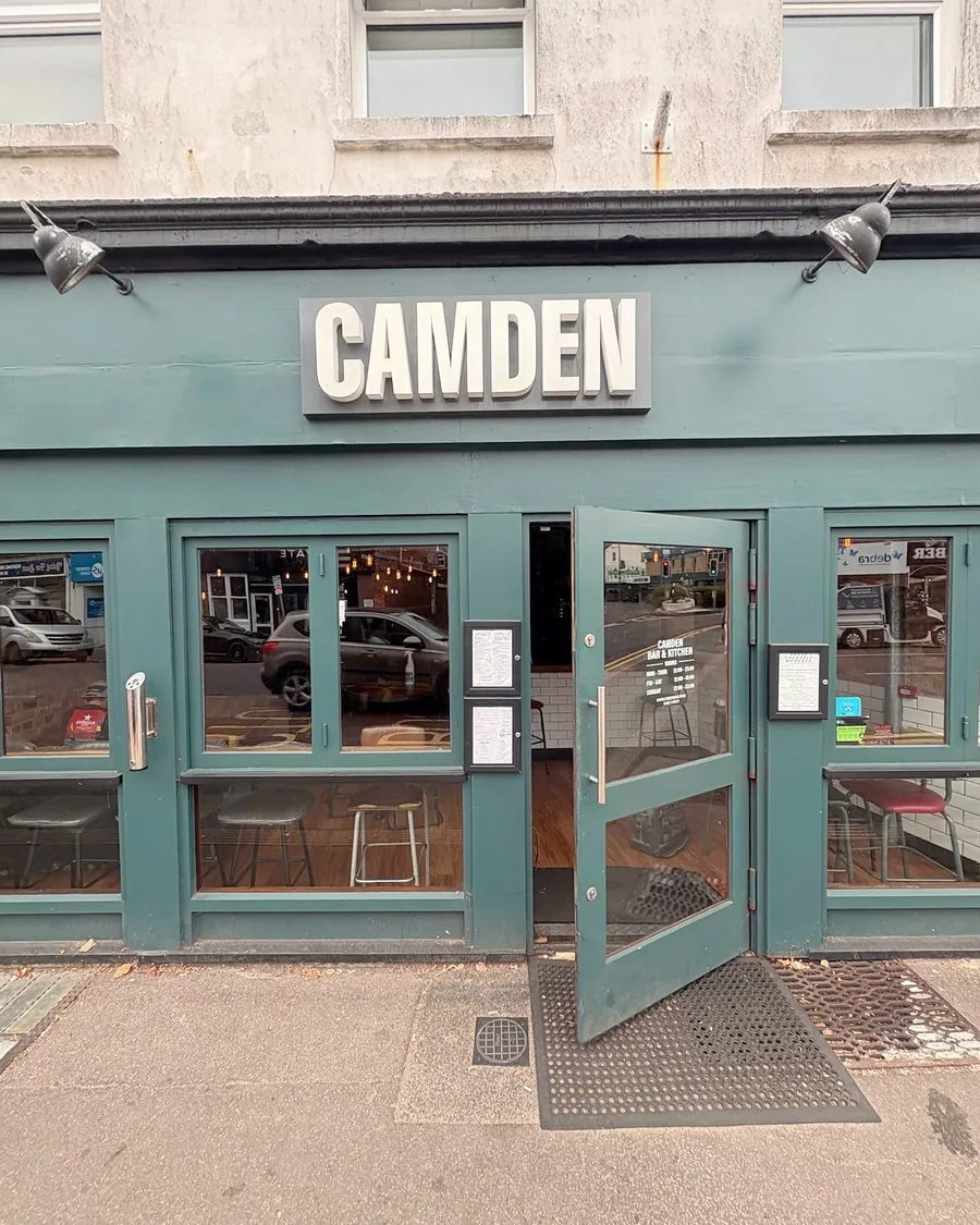 Green-fronted bar exterior
